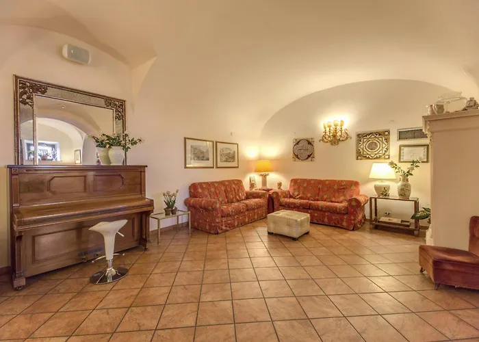 Hotel Corona Otel