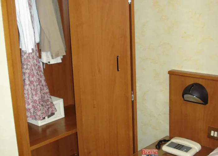 Otel Hotel Corona Roma