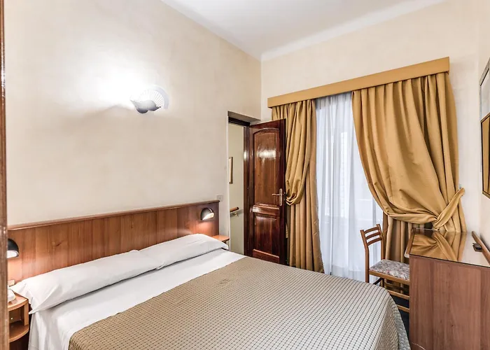Hotel Corona Otel Roma