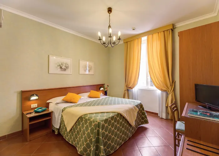 Hotel Corona 3* Roma